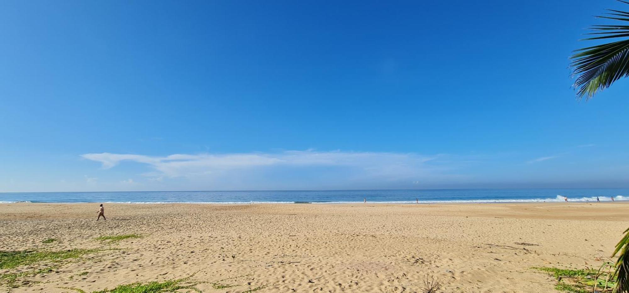 Thiranagama Beach Hotel Hikkaduwa Eksteriør bilde